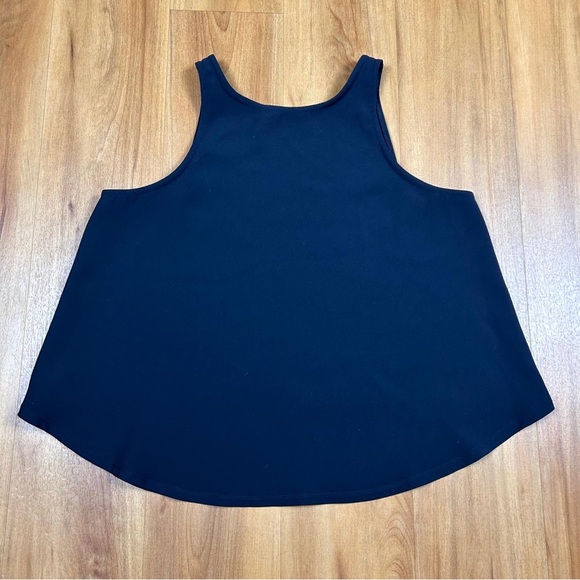 Lululemon Athletica Black Asymmetrical Sleeveless Tank - Picture 3 of 6